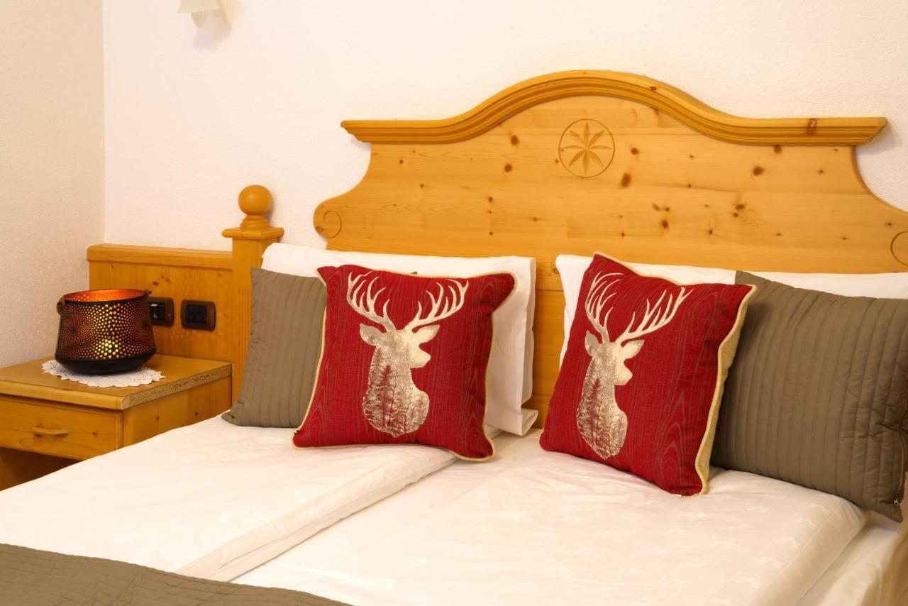 Hotel Il Caminetto Sport กานาเซย์ ภายนอก รูปภาพ