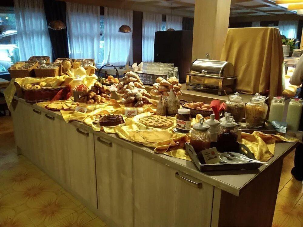 Hotel Il Caminetto Sport กานาเซย์ ภายนอก รูปภาพ