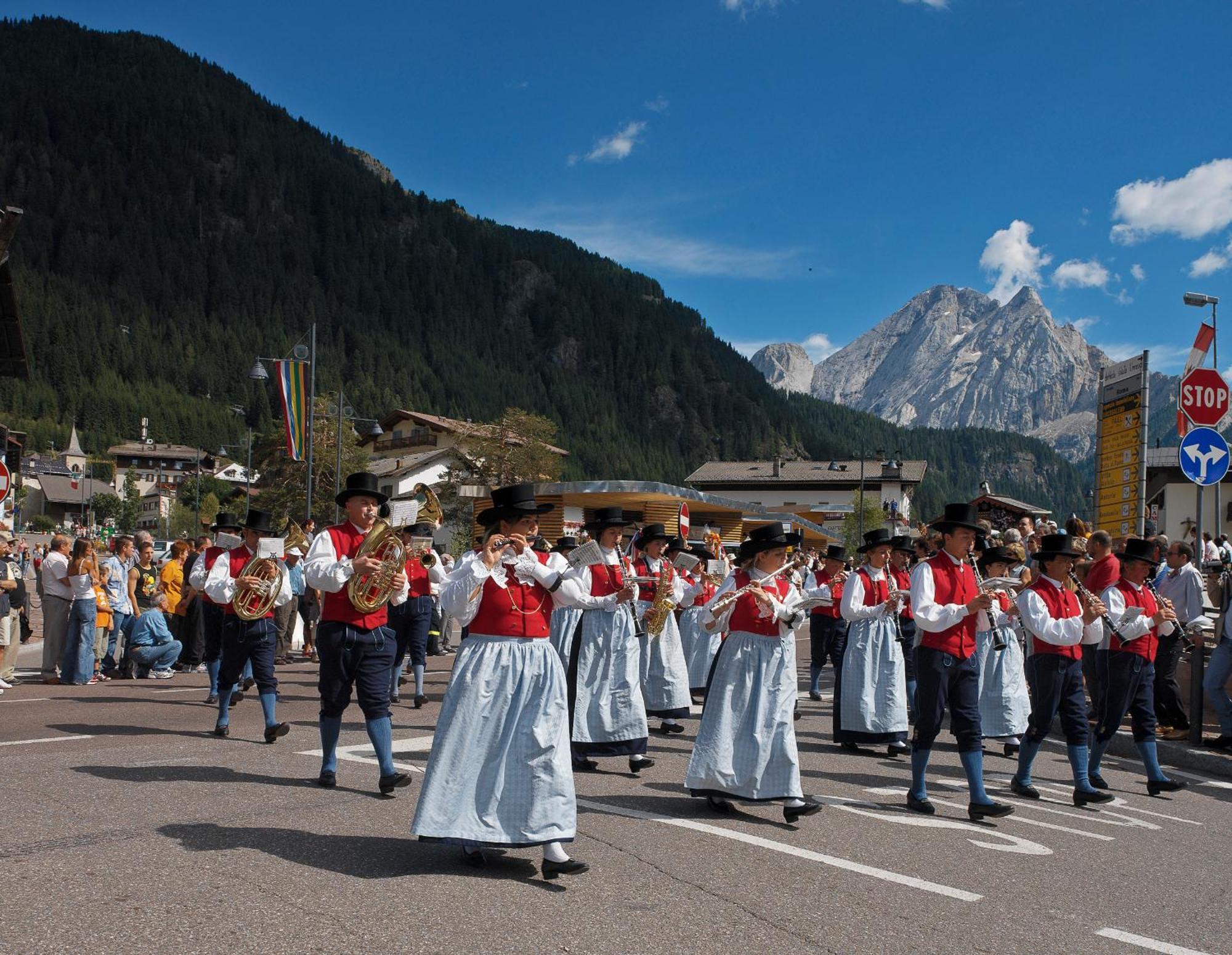 Hotel Il Caminetto Sport กานาเซย์ ภายนอก รูปภาพ