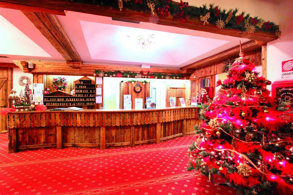 Hotel Il Caminetto Sport กานาเซย์ ภายนอก รูปภาพ